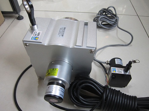 專業(yè)位移傳感器廠家,產(chǎn)品質(zhì)量遠(yuǎn)超歐美